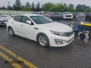 2015 Kia Optima LX z VIN KNAGM4A79F5663758, wystawiony jako Copart lot #60096915 z przebiegiem 208 568 mil mil oraz Czysty tytuł • Clean title. Historia ofert i sprzedaży dostępna na DreamBid. Obrazek 4.