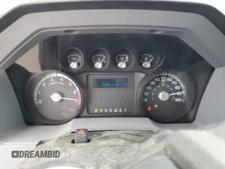 2011 Ford F-250 XL с VIN 1FT7W2B64BEA82749, выставлен на аукционе Copart как лот 59157325 с пробегом 75 208 миль миль и Списание • Salvage title. История ставок и продаж доступна на DreamBid. Изображение 9.