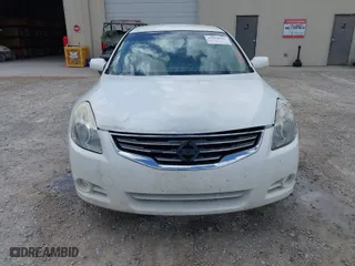 2010 Nissan Altima 2.5 S with VIN 1N4AL2AP5AN440955, listed as a IAAI auction lot 41968623 with 321,863 mi miles. Bid and sale history available at carsss.com. Image 6.