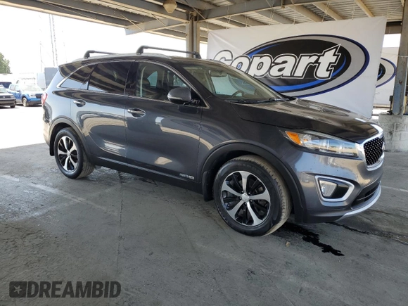 2017 Kia Sorento EX with VIN 5XYPHDA57HG272852, listed as a Copart auction lot 56237665 with 129,303 mi miles and Clean title. Bid and sale history available at DreamBid. Image 4.