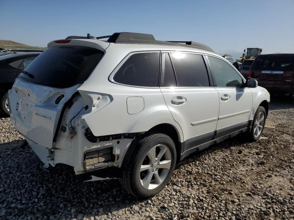 2014 Subaru Outback 2.5i Limited with VIN 4S4BRCMC4E3247737, listed as a Copart auction lot 52339105 with 0 mi miles and Salvage Title. Bid and sale history available at carsss.com. Image 3.