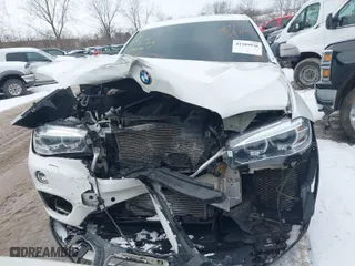 2016 BMW X6 xDrive35i with VIN 5UXKU2C52G0N83132, listed as a IAAI auction lot 41389936 with 1 mi miles. Bid and sale history available at carsss.com. Image 11.