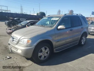 2005 Mercedes-Benz M-Class 3.7L with VIN 4JGAB57E05A561695, listed as a Copart auction lot 88772105 with 159,452 mi miles and Salvage Title. Bid and sale history available at carsss.com. Image 1.