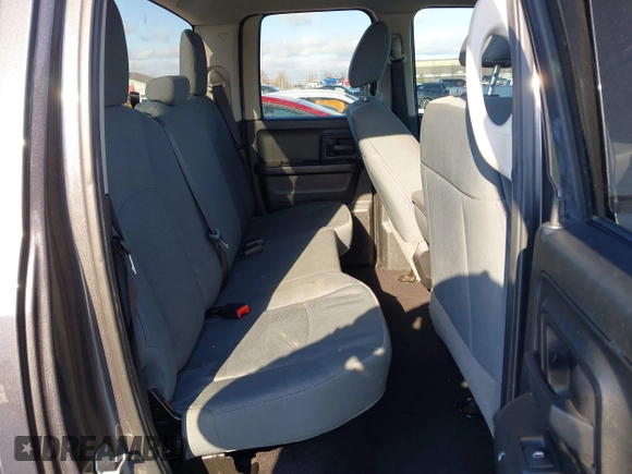 2018 Ram 1500 Express with VIN 1C6RR7FG4JS260831, listed as a IAAI auction lot 41294871 with 71,097 mi miles. Bid and sale history available at carsss.com. Image 8.