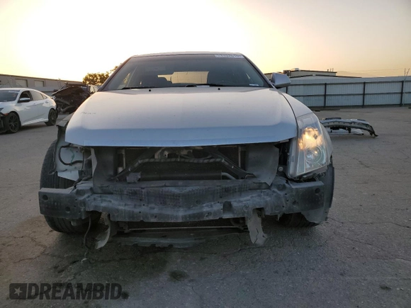2011 Cadillac CTS Luxury with VIN 1G6DF5EY1B0106846, listed as a Copart auction lot 53402615 with 175,571 mi miles and Salvage title. Bid and sale history available at DreamBid. Image 5.