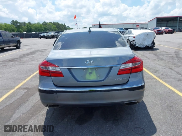 2013 Hyundai Genesis 3.8L with VIN KMHGC4DD1DU256345, listed as a IAAI auction lot 42187431 with 117,528 mi miles and . Bid and sale history available at DreamBid. Image 16.