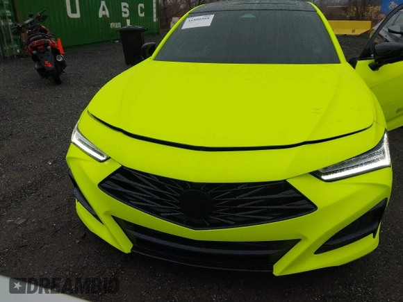 2024 Acura TLX Technology with VIN 19UUB5F40RA001225, listed as a IAAI auction lot 41800568 with 9,412 mi miles and . Bid and sale history available at DreamBid. Image 12.