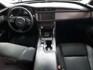2017 Jaguar XF 35t Premium with VIN SAJBD4BV9HCY38553, listed as a Copart auction lot 44738085 with Not Provided miles and Clean Title. Bid and sale history available at carsss.com. Image 8.