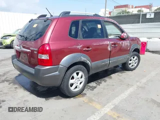 2005 Hyundai Tucson GLS with VIN KM8JN12D15U060361, listed as a IAAI auction lot 41915093 with Not Provided miles. Bid and sale history available at carsss.com. Image 4.