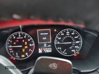 2024 Subaru Legacy Limited z VIN 4S3BWAN65R3007144, wystawiony jako IAAI lot #41664754 z przebiegiem 21 903 mil mil oraz . Historia ofert i sprzedaży dostępna na DreamBid. Obrazek 7.