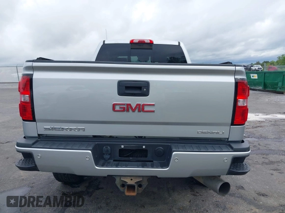 2019 GMC Sierra 2500HD Denali with VIN 1GT12SEY4KF243612, listed as a IAAI auction lot 41962727 with 71,936 mi miles. Bid and sale history available at carsss.com. Image 17.