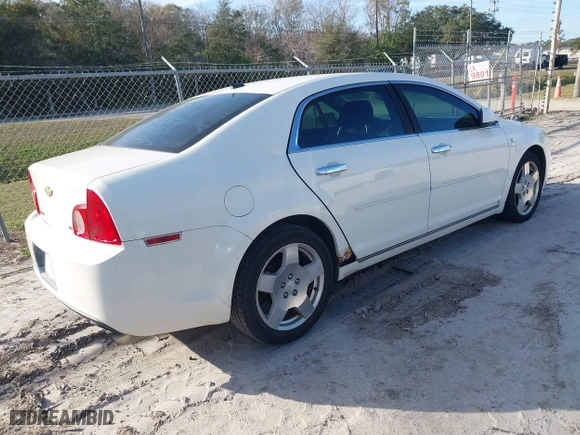 2008 Chevrolet Malibu LT w/2LT with VIN 1G1ZJ577884277206, listed as a IAAI auction lot 41409540 with 202,188 mi miles. Bid and sale history available at carsss.com. Image 4.