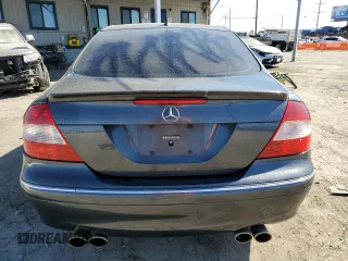 2008 Mercedes-Benz CLK-Class 3.5L with VIN WDBTJ56H38F249517, listed as a Copart auction lot 77983304 with 194,887 mi miles and Salvage Title. Bid and sale history available at carsss.com. Image 6.