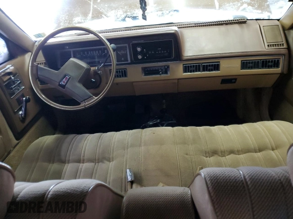 1986 Oldsmobile Cutlass z VIN 2G3AJ19R6G9345283, wystawiony jako Copart lot #41680155 z przebiegiem 30 900 mil mil oraz Tytuł czysty. Historia ofert i sprzedaży dostępna na DreamBid. Obrazek 8.