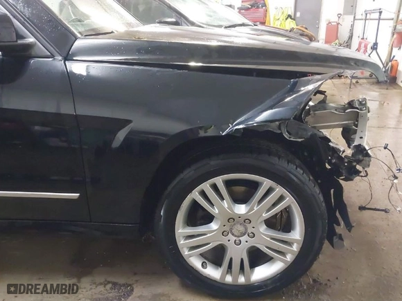 2014 Mercedes-Benz GLK-Class GLK 350 with VIN WDCGG8JB6EG249632, listed as a IAAI auction lot 41625023 with NaN miles. Bid and sale history available at carsss.com. Image 18.