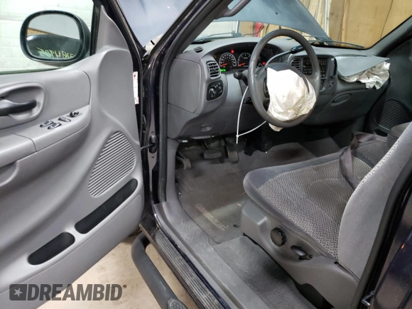 2001 Ford F-150 XL with VIN 2FTRF18W01CA00532, listed as a Copart auction lot 58328095 with 35,573 mi miles and Clean title. Bid and sale history available at DreamBid. Image 8.