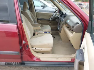 2005 Honda CR-V EX with VIN SHSRD78815U337440, listed as a IAAI auction lot 41917604 with 226,000 mi miles. Bid and sale history available at carsss.com. Image 5.