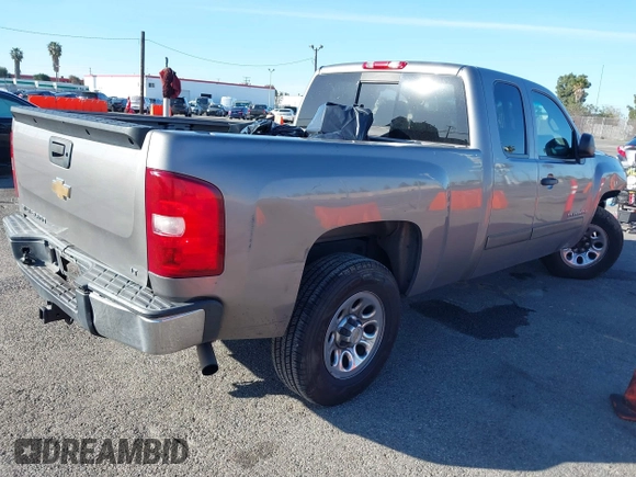 2007 Chevrolet Silverado 1500 LTZ with VIN 2GCEC19J171724891, listed as a IAAI auction lot 41820327 with 184,490 mi miles. Bid and sale history available at carsss.com. Image 4.