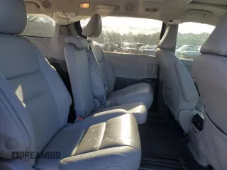 2020 Toyota Sienna XLE Auto Access Seat with VIN 5TDYZ3DC4LS073596, listed as a Copart auction lot 48262685 with 59,145 mi miles and Salvage Title. Bid and sale history available at carsss.com. Image 11.