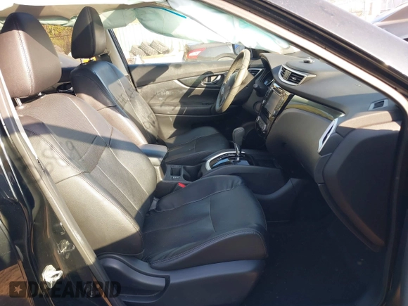 2016 Nissan Rogue SV with VIN 5N1AT2MV2GC755622, listed as a IAAI auction lot 40656869 with 132,970 mi miles and . Bid and sale history available at DreamBid. Image 5.