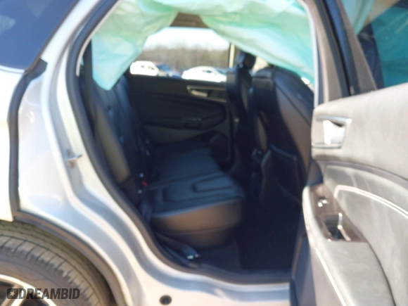2019 Ford Edge Titanium with VIN 2FMPK3K98KBC68569, listed as a IAAI auction lot 41209347 with 75,519 mi miles. Bid and sale history available at carsss.com. Image 8.