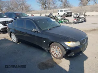 2006 BMW 3 Series 325xi z VIN WBAVD13586KV01204, wystawiony jako IAAI lot #40988622 z przebiegiem 202 339 mil mil oraz . Historia ofert i sprzedaży dostępna na DreamBid. Obrazek 1.