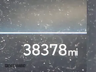 2023 Hyundai Sonata SEL z VIN KMHL64JA3PA277025, wystawiony jako IAAI lot #42301657 z przebiegiem 38 378 mil mil oraz . Historia ofert i sprzedaży dostępna na DreamBid. Obrazek 14.