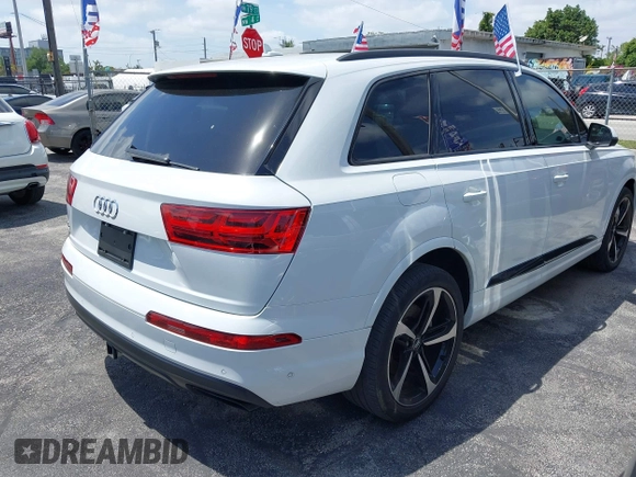 2019 Audi Q7 Prestige with VIN WA1VAAF76KD026816, listed as a IAAI auction lot 42092849 with 61,845 mi miles and . Bid and sale history available at DreamBid. Image 4.