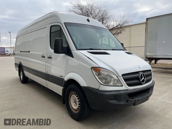 2011 Mercedes-Benz Sprinter Cargo Cargo with VIN WD3PE8CB5B5604980, listed as a Copart auction lot 87464074 with 412,111 mi miles and Clean Title. Bid and sale history available at DreamBid. Image 1.