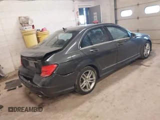 2013 Mercedes-Benz C 300 Sport with VIN WDDGF8AB8DR279197, listed as a IAAI auction lot 41735402 with 205,746 mi miles and . Bid and sale history available at carsss.com. Image 4.