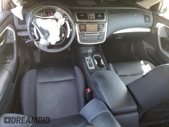 2017 Nissan Altima SR with VIN 1N4AL3AP6HC137274, listed as a Copart auction lot 54672995 with 72,299 mi miles and Salvage title. Bid and sale history available at DreamBid. Image 8.