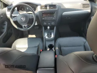 2013 Volkswagen Jetta SE with VIN 3VWDP7AJ6DM444111, listed as a Copart auction lot 60243665 with 47,005 mi miles and Salvage title. Bid and sale history available at DreamBid. Image 8.