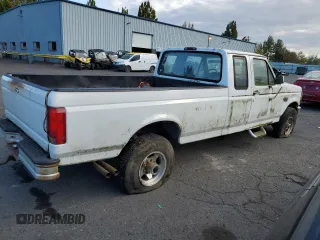 1997 Ford F-250 with VIN 1FTHX26H4VEB05772, listed as a Copart auction lot 75742614 with 185,659 mi miles and Clean Title. Bid and sale history available at carsss.com. Image 3.