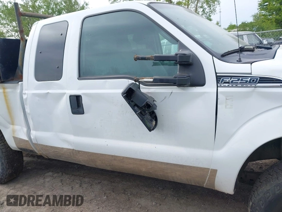 2012 Ford F-250 XL with VIN 1FT7X2B65CEB46912, listed as a IAAI auction lot 42292319 with 82,497 mi miles and . Bid and sale history available at DreamBid. Image 13.