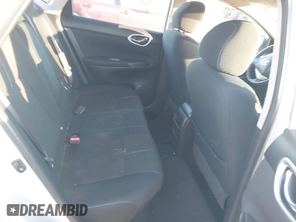 2014 Nissan Sentra SV z VIN 3N1AB7AP4EL677973, wystawiony jako IAAI lot #42574863 z przebiegiem 80 186 mil mil oraz . Historia ofert i sprzedaży dostępna na DreamBid. Obrazek 8.