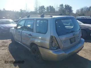 2006 Subaru Forester 2.5 X with VIN JF1SG63666H754415, listed as a IAAI auction lot 41790029 with 206,334 mi miles. Bid and sale history available at carsss.com. Image 3.