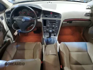 2004 Volvo S60 with VIN YV1RH59H042389930, listed as a Copart auction lot 74143964 with 0 mi miles and Salvage Title. Bid and sale history available at carsss.com. Image 8.