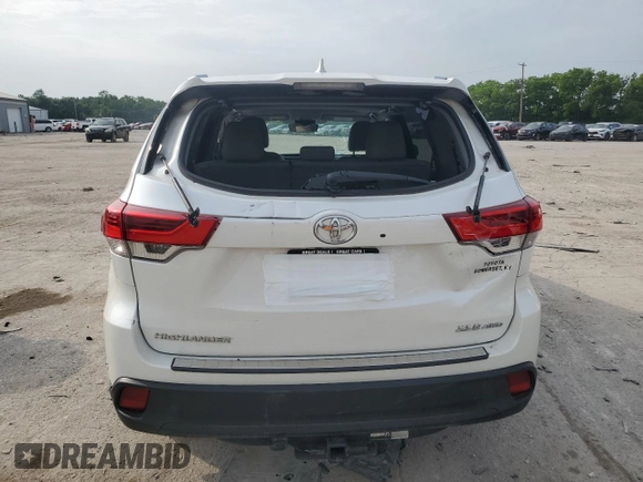 2019 Toyota Highlander SE with VIN 5TDJZRFH5KS917107, listed as a Copart auction lot 60798935 with 55,397 mi miles and Salvage title. Bid and sale history available at DreamBid. Image 6.