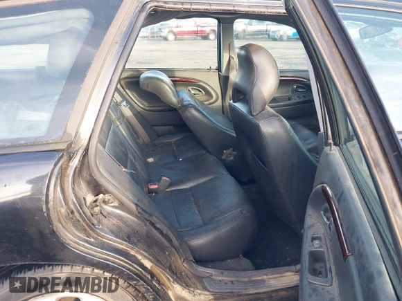 2002 Volvo V40 z VIN YV1VW29512F803232, wystawiony jako IAAI lot #41117493 z przebiegiem 195 964 mil mil oraz . Historia ofert i sprzedaży dostępna na DreamBid. Obrazek 8.