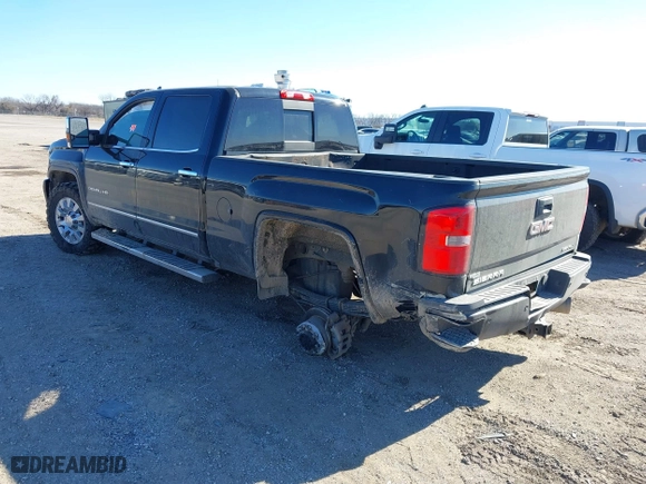 2017 GMC Sierra 2500HD Denali with VIN 1GT12UEY5HF118445, listed as a IAAI auction lot 41327986 with 158,970 mi miles. Bid and sale history available at carsss.com. Image 3.