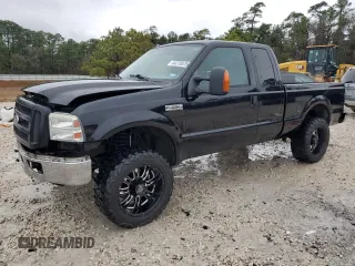 2007 Ford F-250 XL with VIN 1FTSX21P47EA34810, listed as a Copart auction lot 44770375 with 181,801 mi miles and Salvage Title. Bid and sale history available at DreamBid. Image 1.
