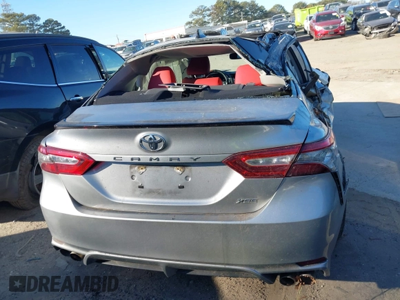 2019 Toyota Camry XSE with VIN 4T1B61HK6KU221824, listed as a IAAI auction lot 41289674 with 118,827 mi miles. Bid and sale history available at carsss.com. Image 16.
