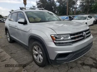 2018 Volkswagen Atlas S with VIN 1V2AP2CA2JC536673, listed as a Copart auction lot 49325125 with 134,248 mi miles and Clean title. Bid and sale history available at DreamBid. Image 4.