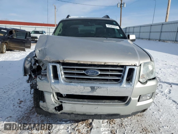 2007 Ford Explorer Sport Trac Limited z VIN 1FMEU53827UA07538, wystawiony jako Copart lot #44525325 z przebiegiem 124 119 mil mil oraz Czysty tytuł • Clean title. Historia ofert i sprzedaży dostępna na DreamBid. Obrazek 5.