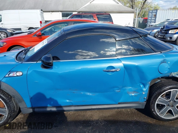 2013 MINI Coupe S with VIN WMWSX3C55DT466604, listed as a IAAI auction lot 42033723 with 109,814 mi miles and . Bid and sale history available at DreamBid. Image 13.