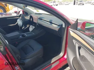 2024 Tesla Model Y с VIN 7SAYGDED8RF019494, выставлен на аукционе IAAI как лот 42336856 с пробегом 3 551 миль миль и . История ставок и продаж доступна на DreamBid. Изображение 5.