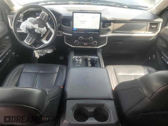 2023 Ford Expedition Max XLT with VIN 1FMJK1J87PEA51173, listed as a Copart auction lot 60800175 with 50,770 mi miles and Salvage title. Bid and sale history available at DreamBid. Image 8.