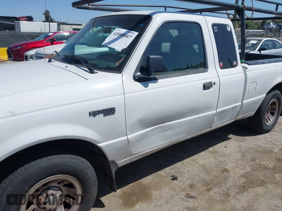 1999 Ford Ranger XL с VIN 1FTYR14V6XPB99867, выставлен на аукционе IAAI как лот 42089087 с пробегом 215 652 миль миль и . История ставок и продаж доступна на DreamBid. Изображение 6.