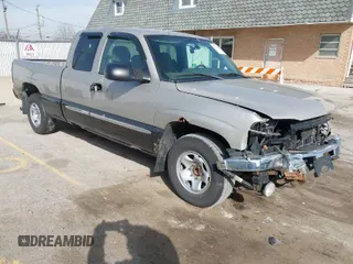 2004 GMC Sierra 1500 SLE with VIN 1GTEC19T04Z306813, listed as a IAAI auction lot 41821096 with 198,645 mi miles and . Bid and sale history available at DreamBid. Image 1.