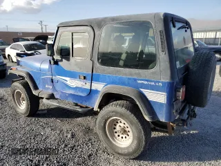 1994 Jeep Wrangler S with VIN 1J4FY19P1RP428988, listed as a Copart auction lot 87682905 with 45,121 mi miles and Clean Title. Bid and sale history available at carsss.com. Image 2.